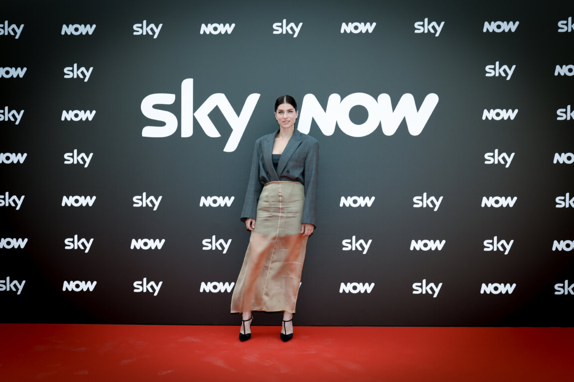 immagine contenuto Sky annuncia Rosa Elettrica, una produzione Sky Studios e Cross Productions